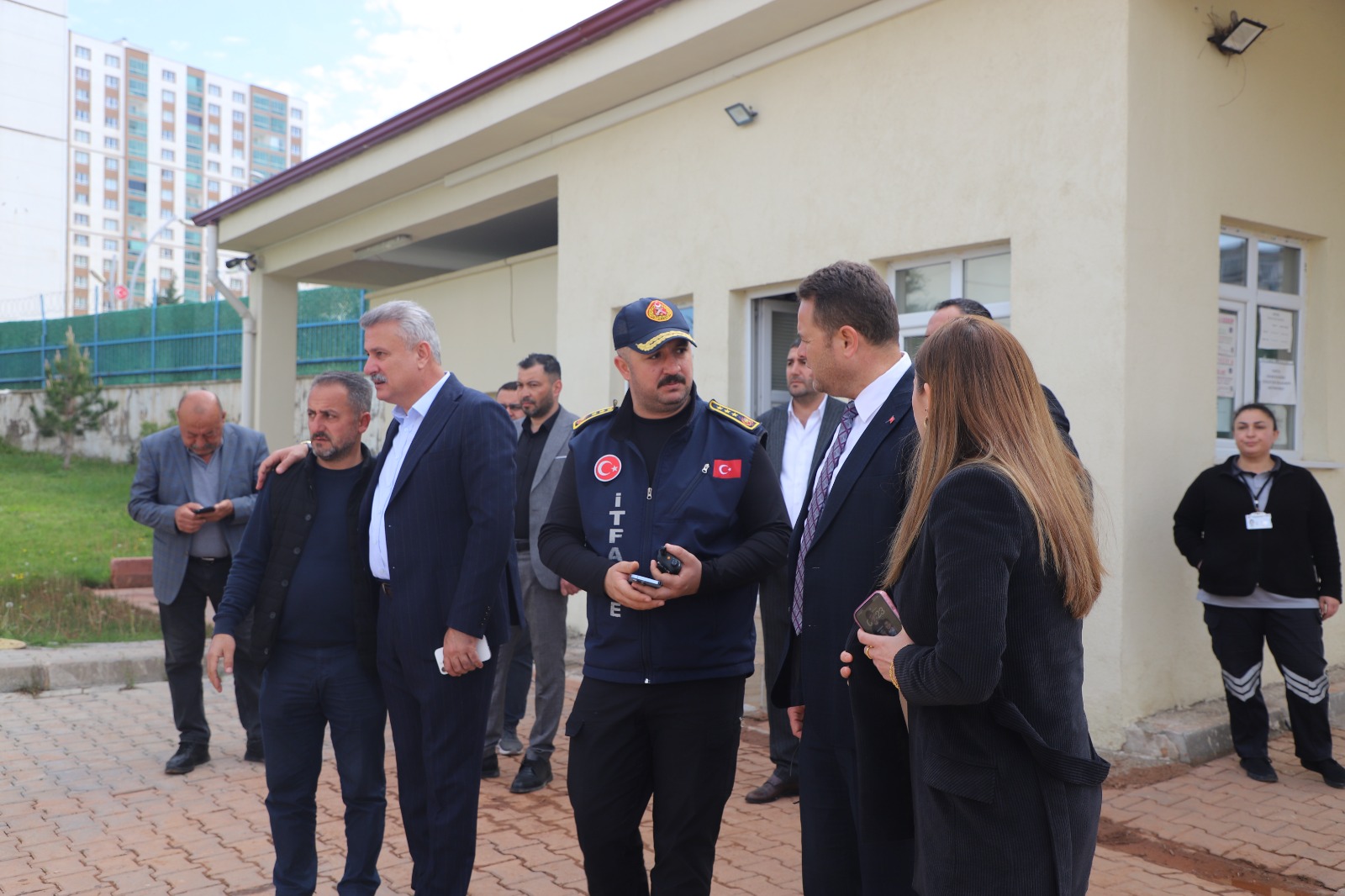 baskanimiz-ahmet-sungur-yogun-yagis-sonrasi-selden-etk-lenen-bolgelerde-nc-lemelerde-bulundu